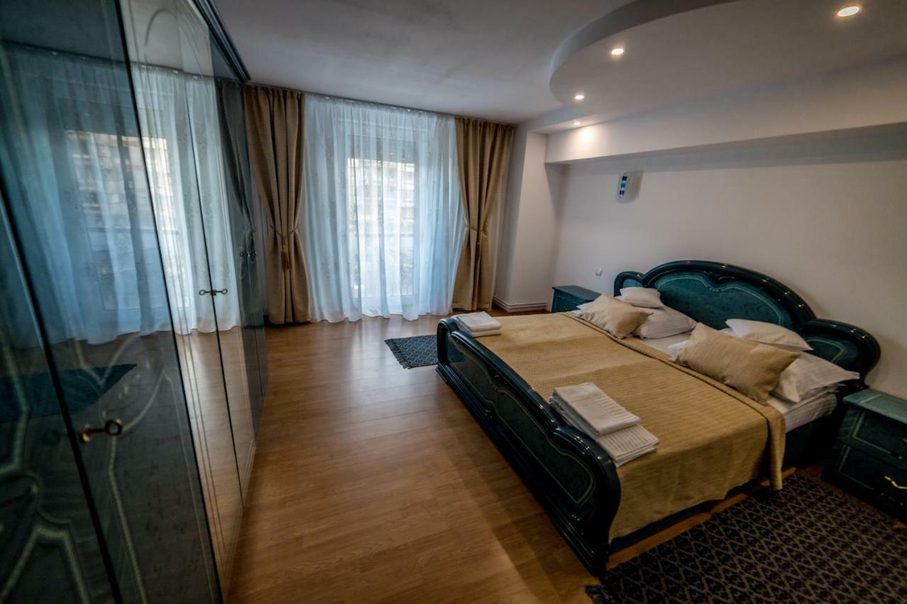 Apartament Apartament Sorina Maria Deva Zewnętrze zdjęcie